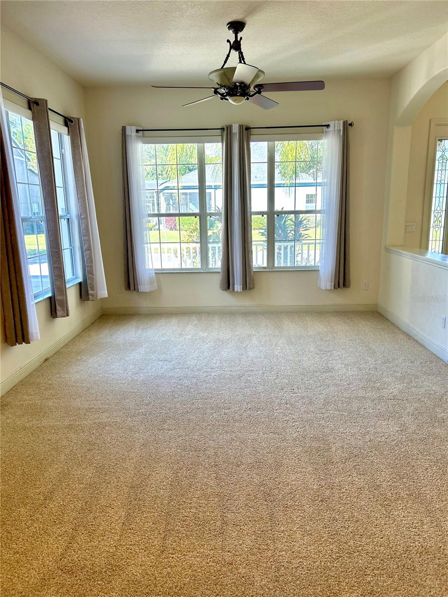 EMERALD ESTATES - Residential Lease