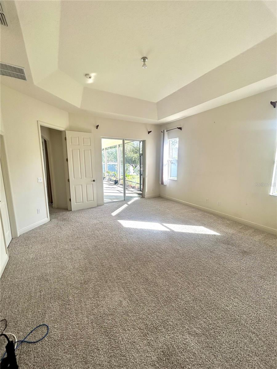 EMERALD ESTATES - Residential Lease