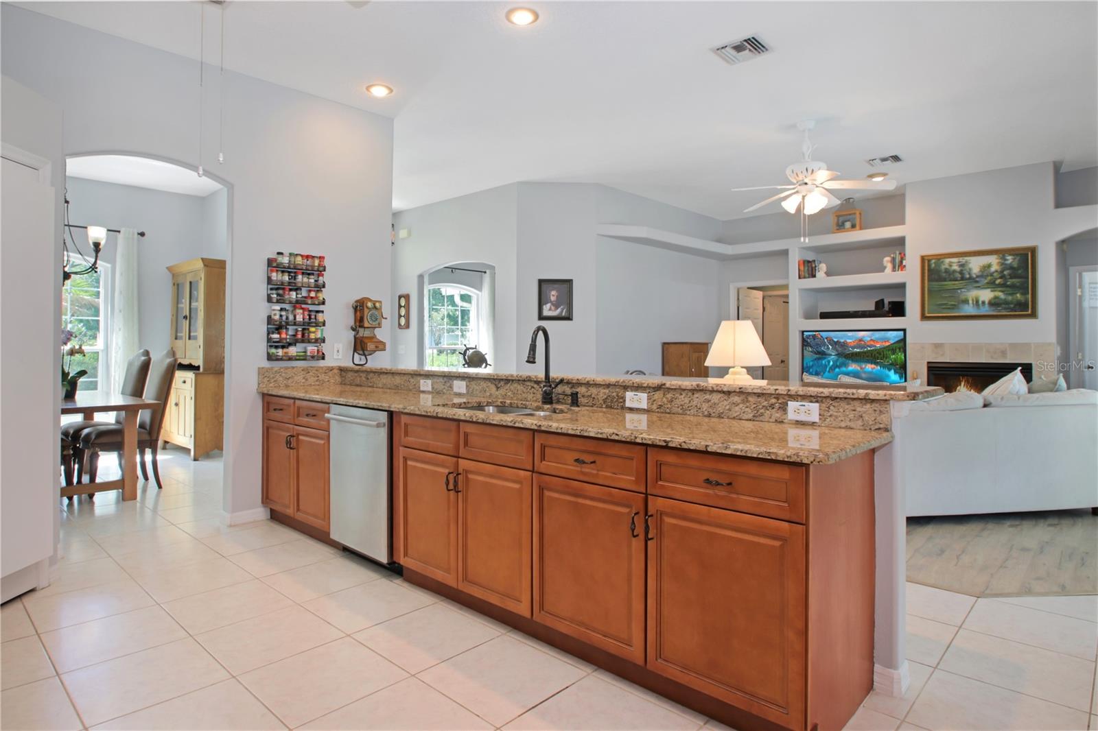 LAKE RIDGE CLUB FIRST ADD - Residential