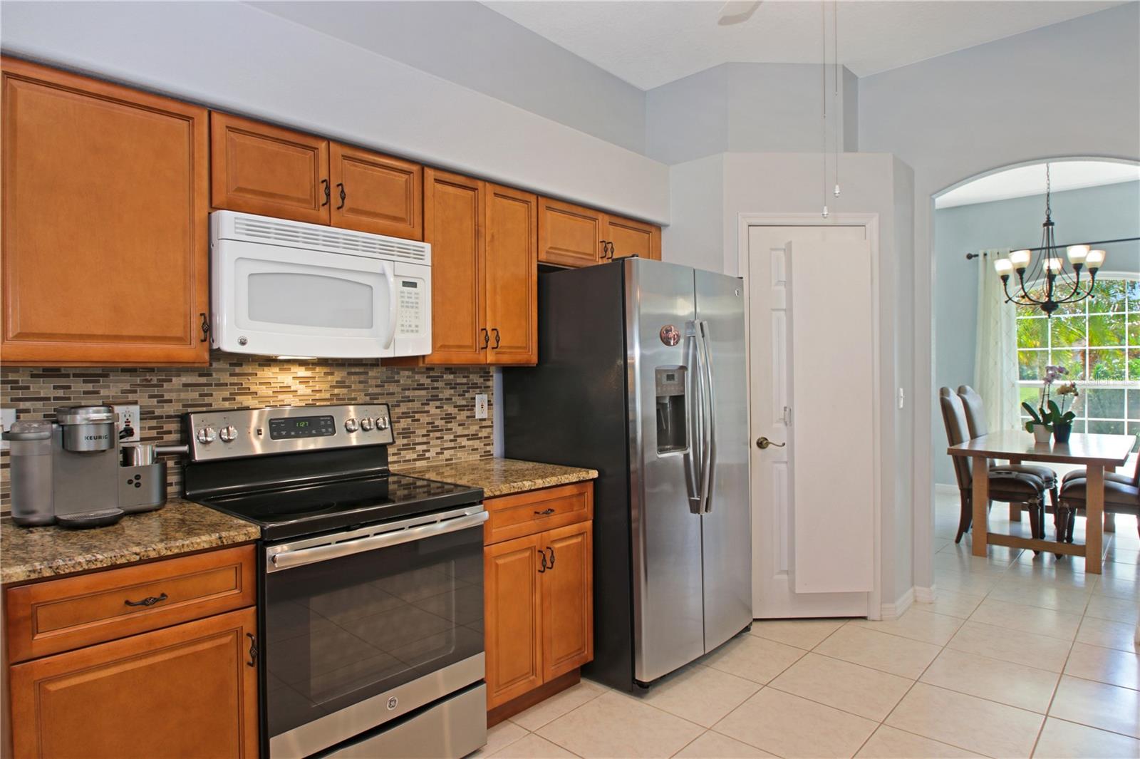 LAKE RIDGE CLUB FIRST ADD - Residential