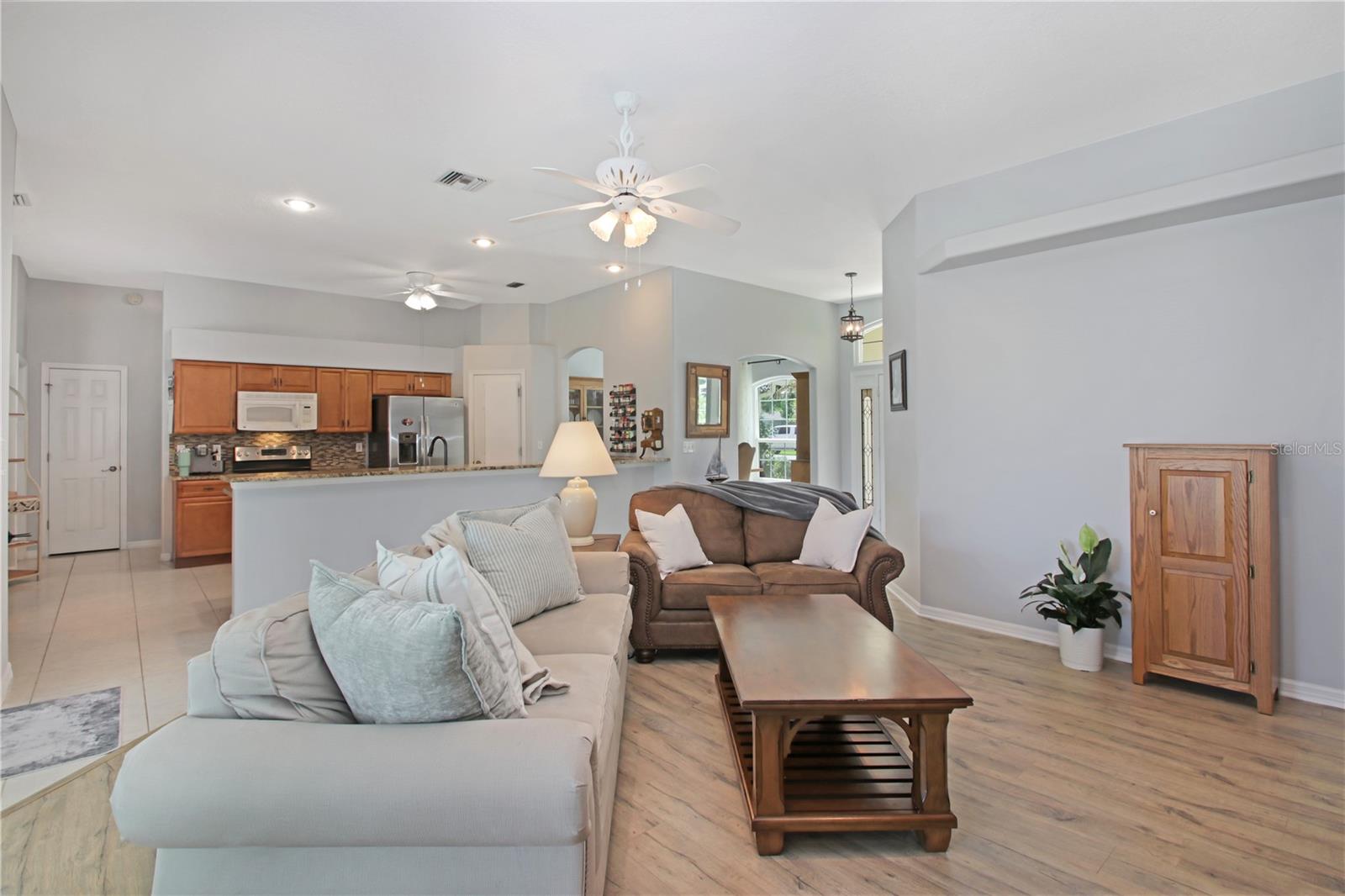 LAKE RIDGE CLUB FIRST ADD - Residential