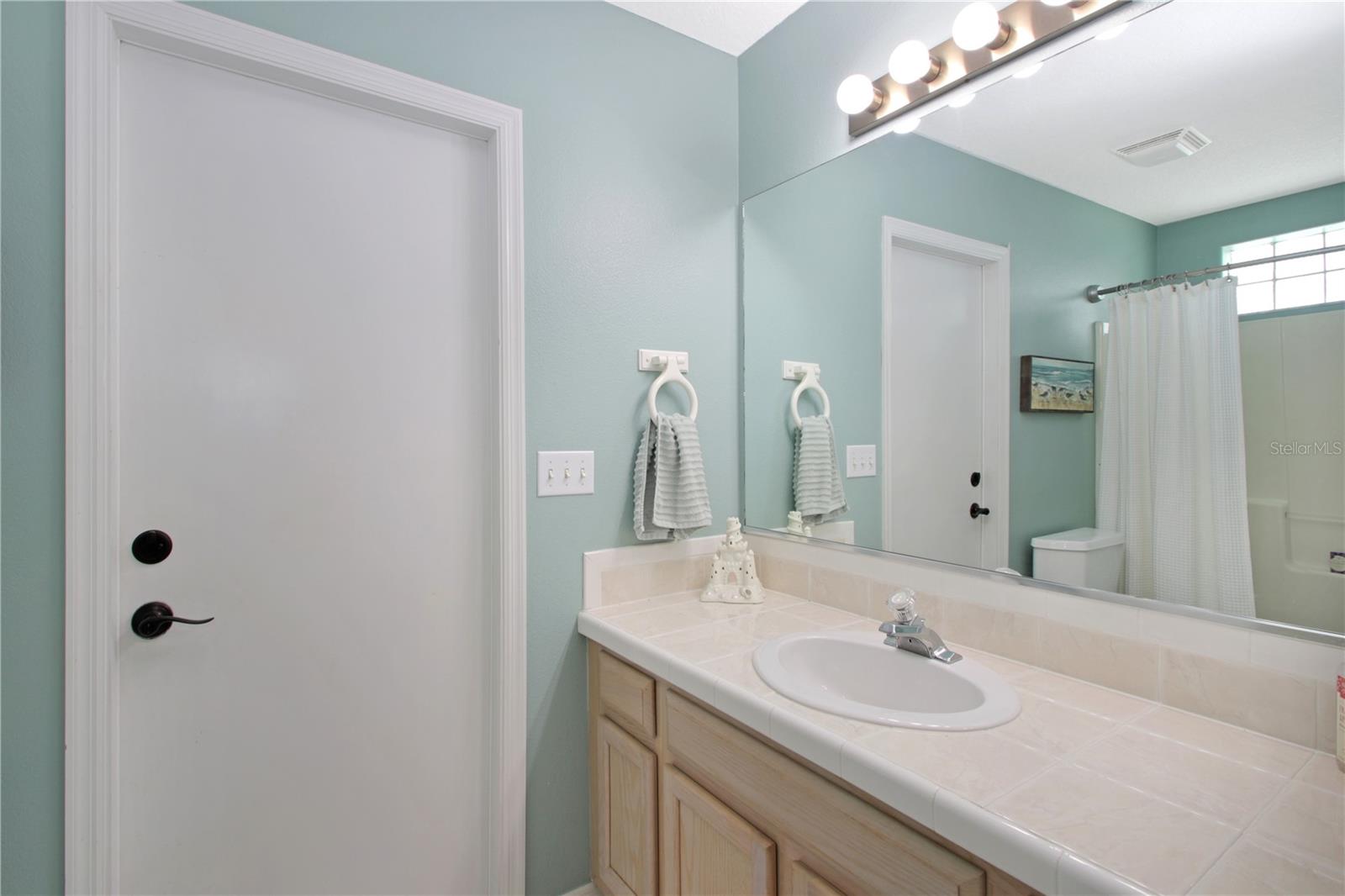 LAKE RIDGE CLUB FIRST ADD - Residential