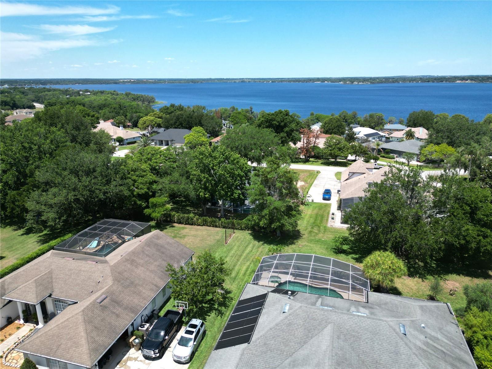 LAKE RIDGE CLUB FIRST ADD - Residential