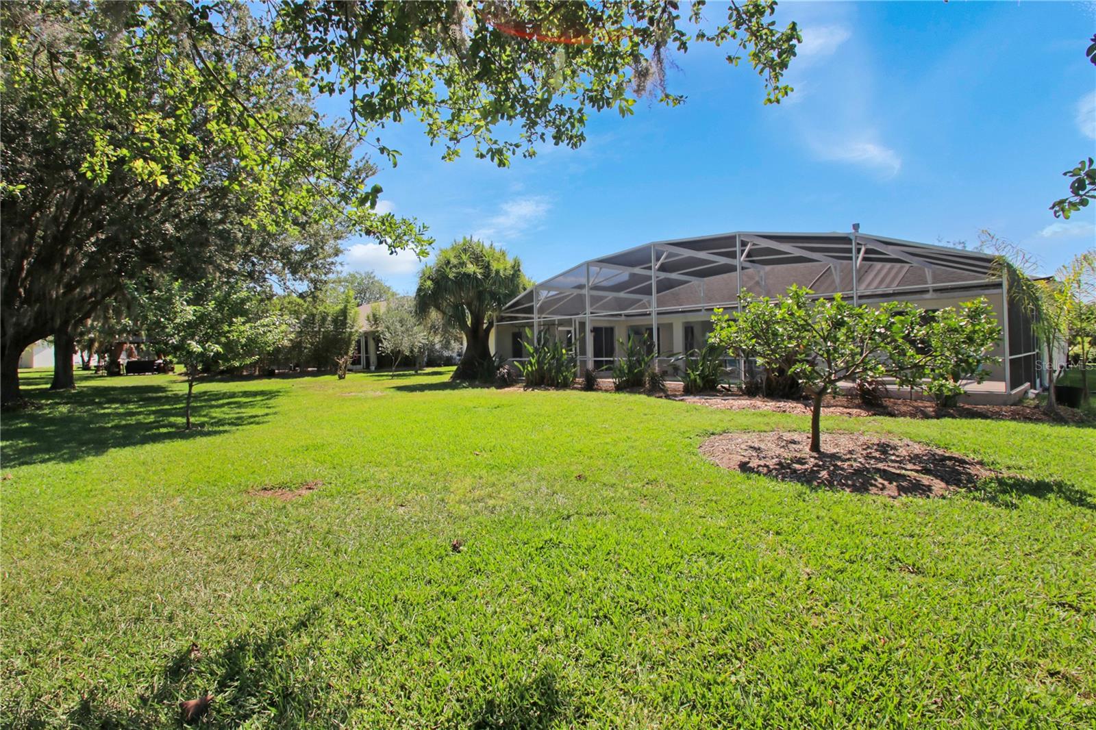 LAKE RIDGE CLUB FIRST ADD - Residential