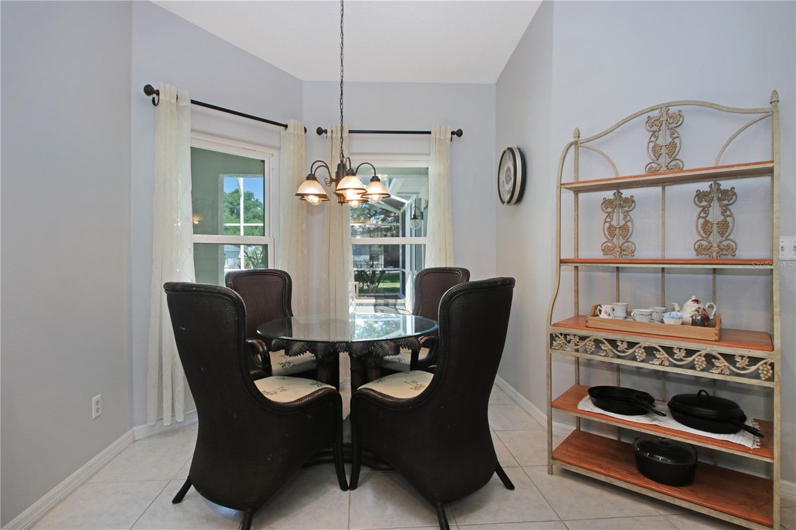 LAKE RIDGE CLUB FIRST ADD - Residential
