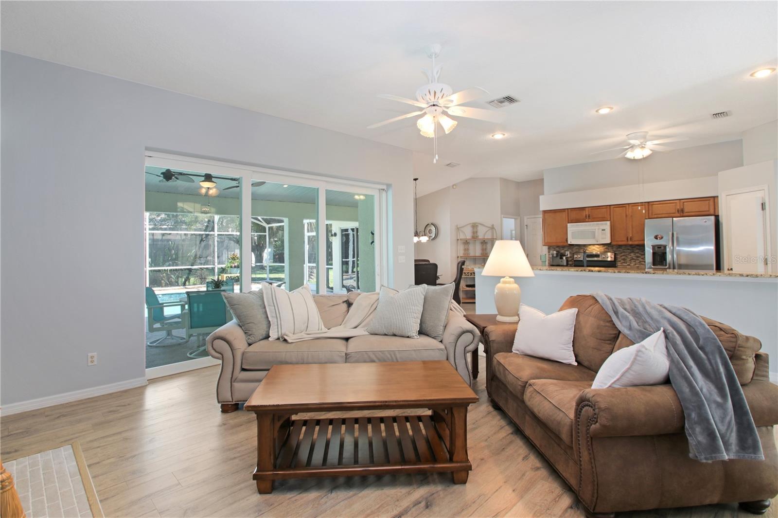 LAKE RIDGE CLUB FIRST ADD - Residential