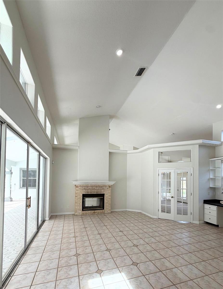 1722 MARKHAM GLEN CIRCLE