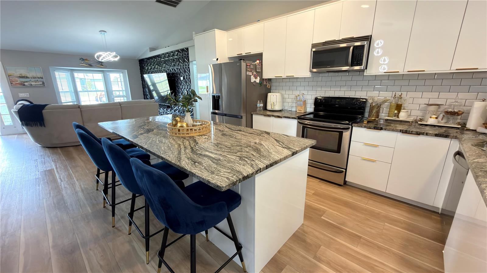 ORANGE BLOSSOM HILLS UN 11 - Residential