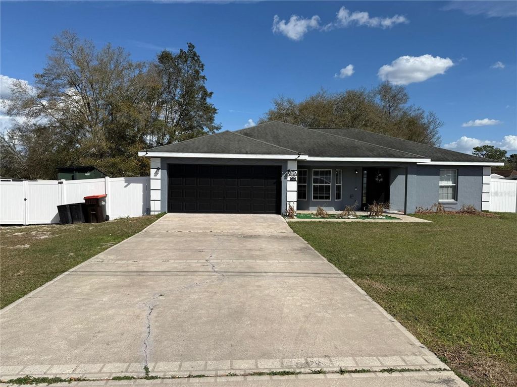 Photo of 15759 SE 97th Avenue, Summerfield, FL 34491 (MLS # O6388728)