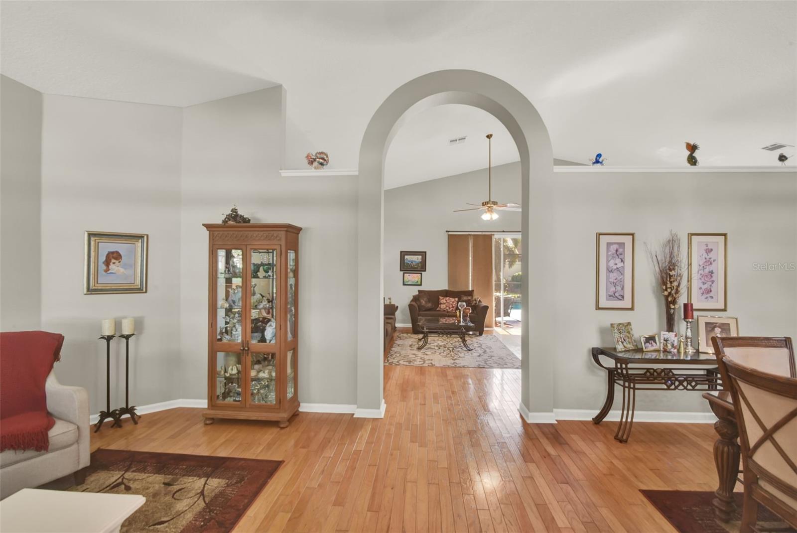 813 WINDER OAKS DRIVE