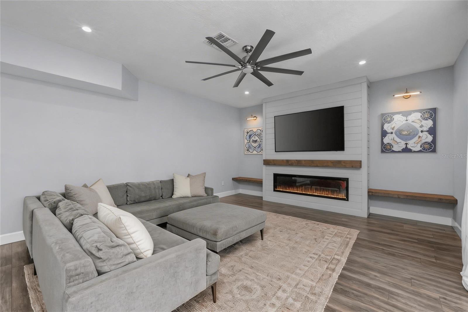 ST ANDREWS AT THE EAGLES UN 1 - Residential