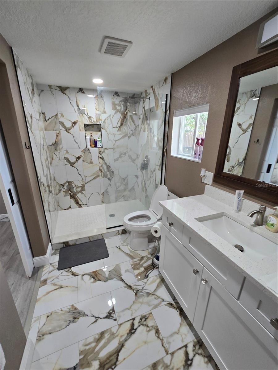 ORANGEWOOD VILLAGE - Residential Lease