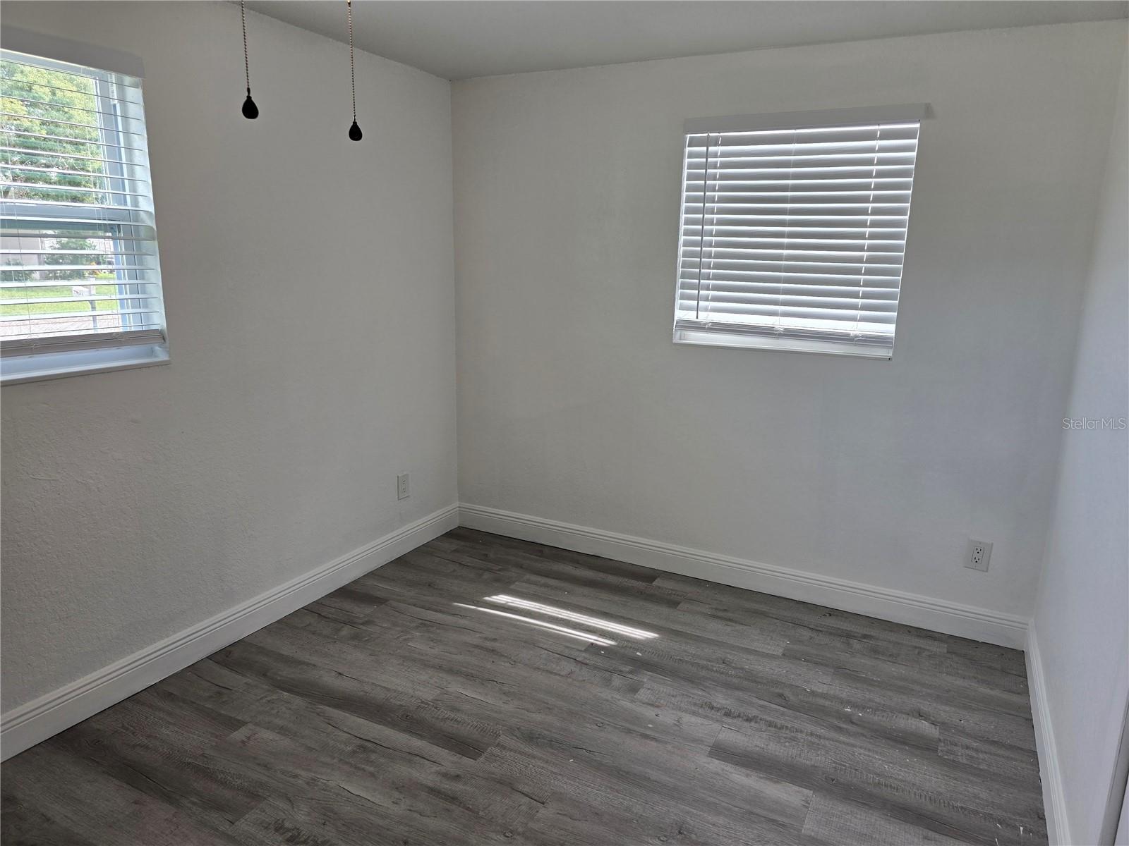 ORANGEWOOD VILLAGE - Residential Lease