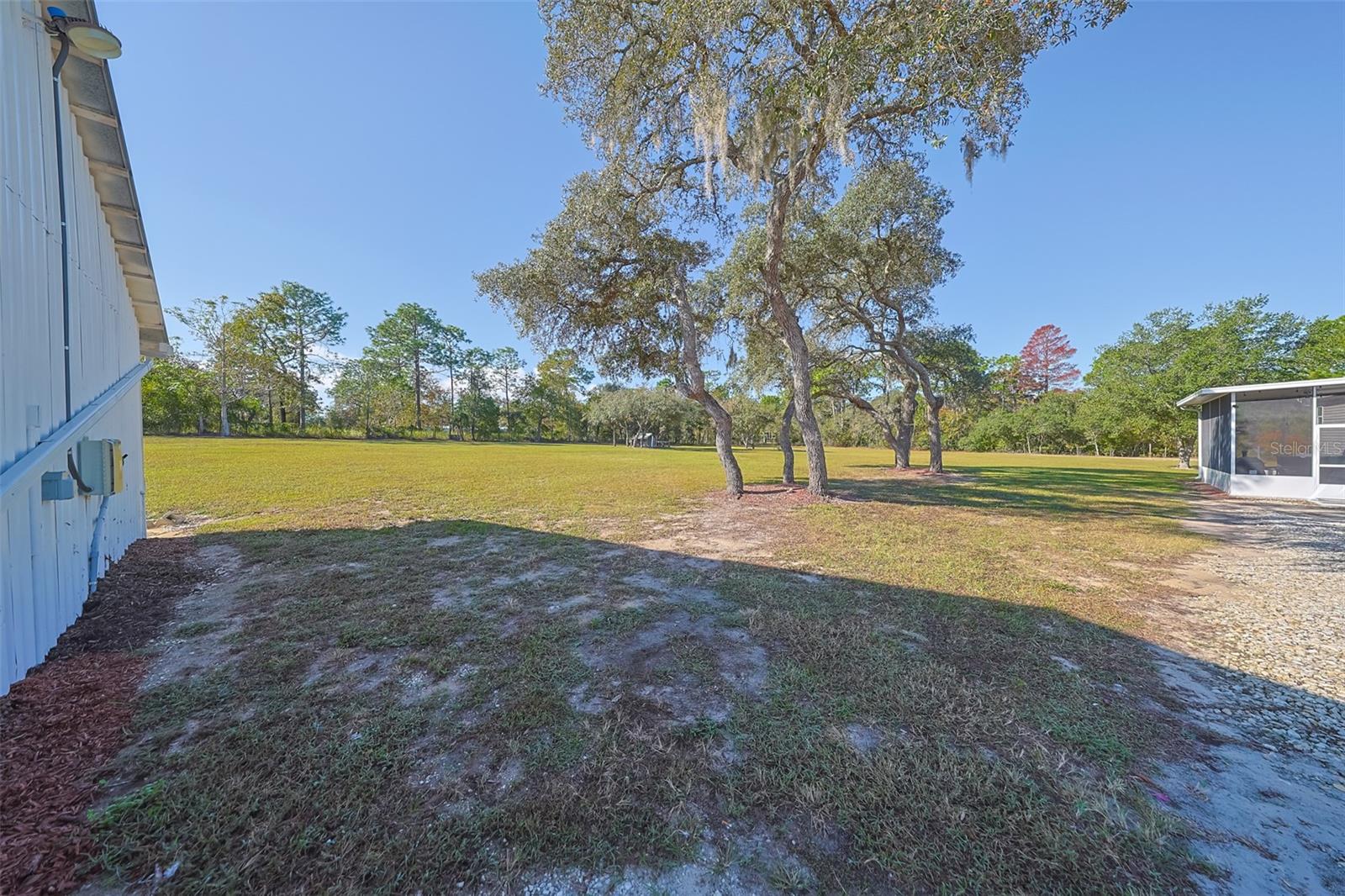 LEISURE ACRES - Residential