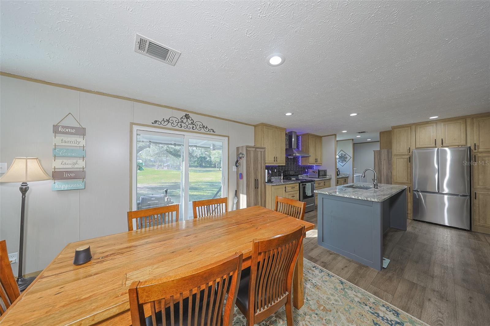 LEISURE ACRES - Residential