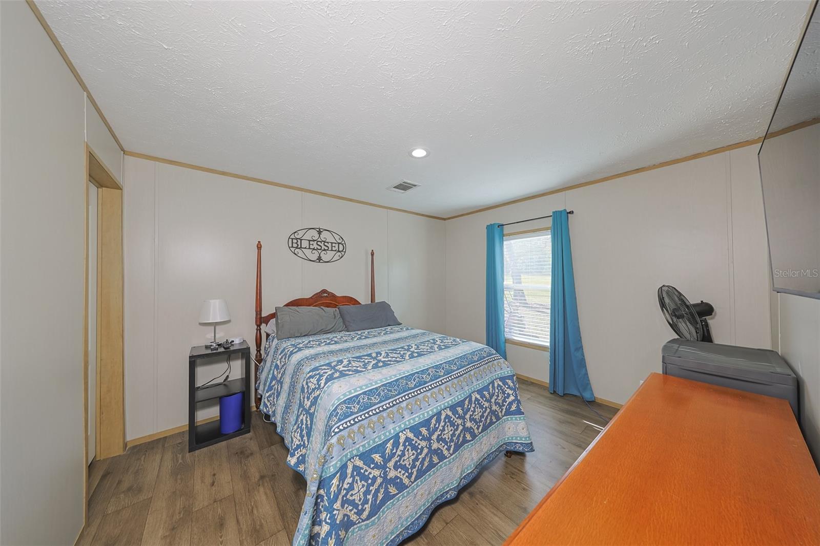 LEISURE ACRES - Residential