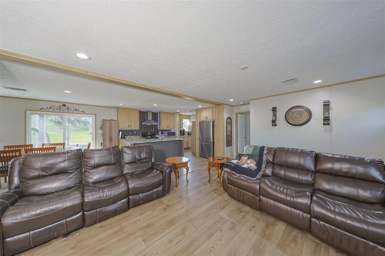 LEISURE ACRES - Residential