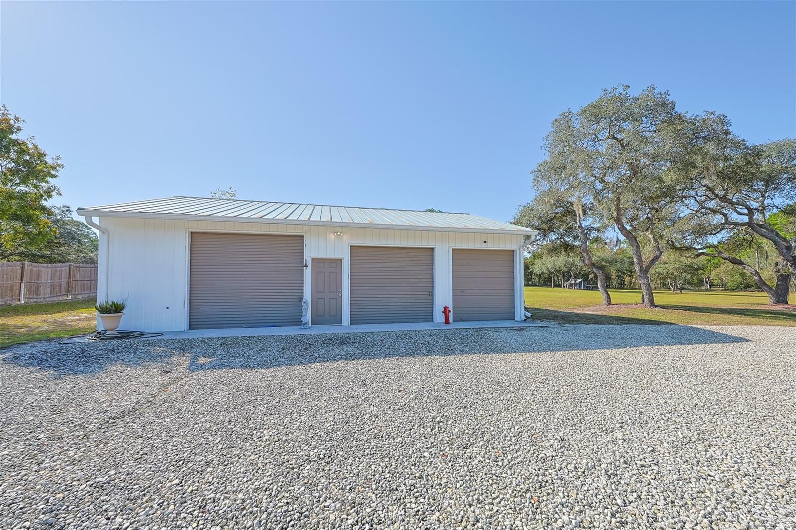 LEISURE ACRES - Residential