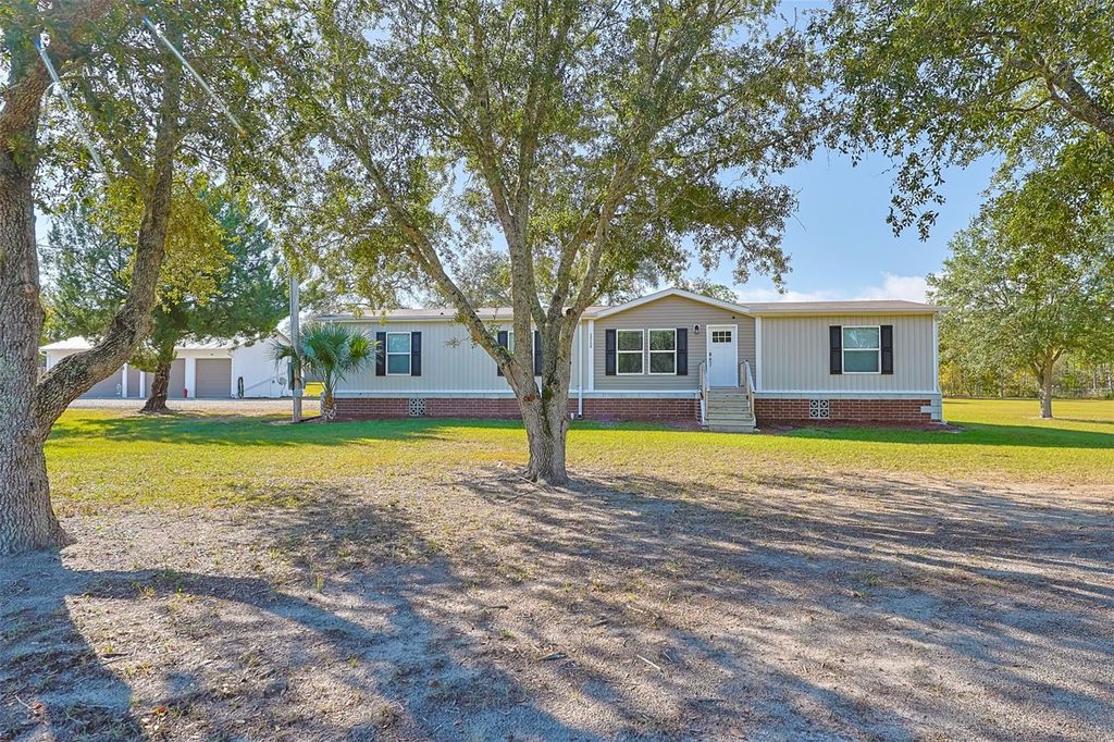 Photo of 12124 Redrose Avenue, Weeki Wachee, FL 34614 (MLS # TB8440278)
