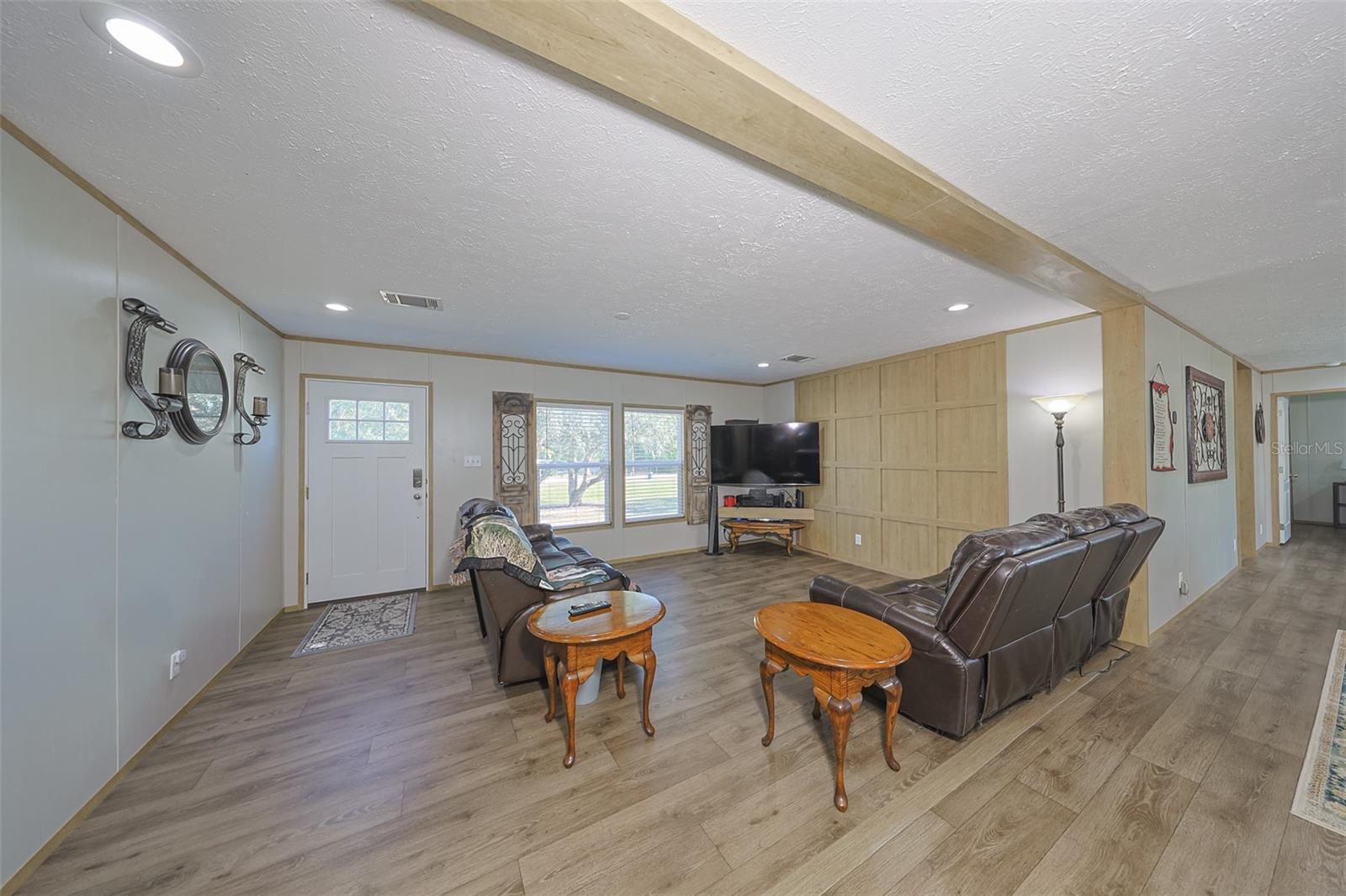 LEISURE ACRES - Residential