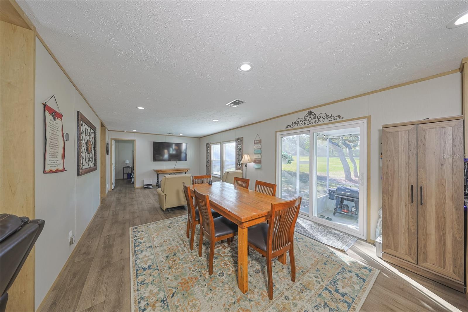 LEISURE ACRES - Residential