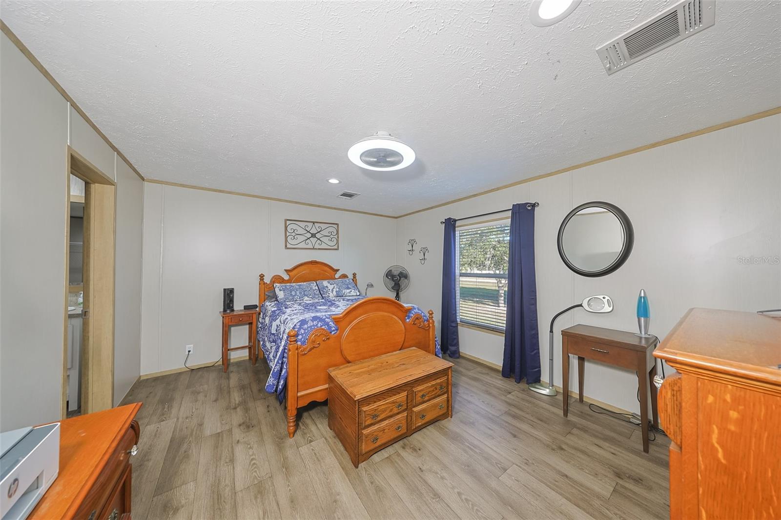 LEISURE ACRES - Residential