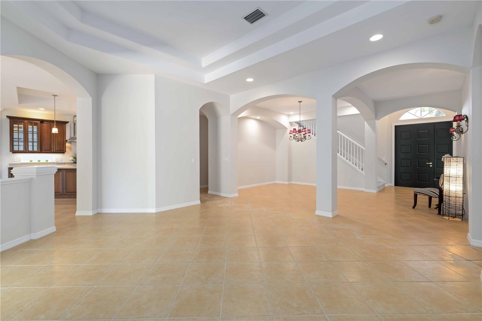 UNIVERSITY PLACE - Residential