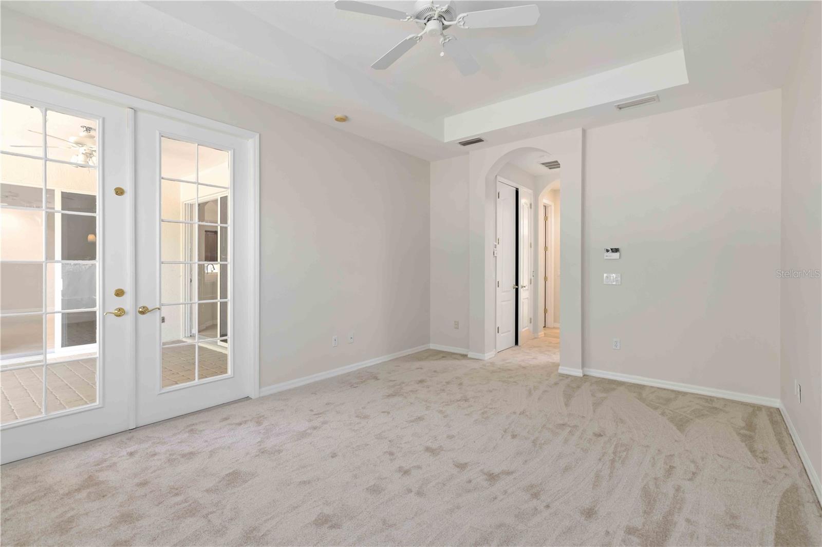 UNIVERSITY PLACE - Residential