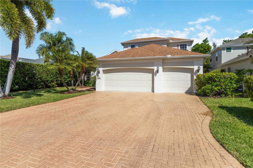 Photo of 7815 Ashley Circle, University Park, FL 34201 (MLS # A4686580)