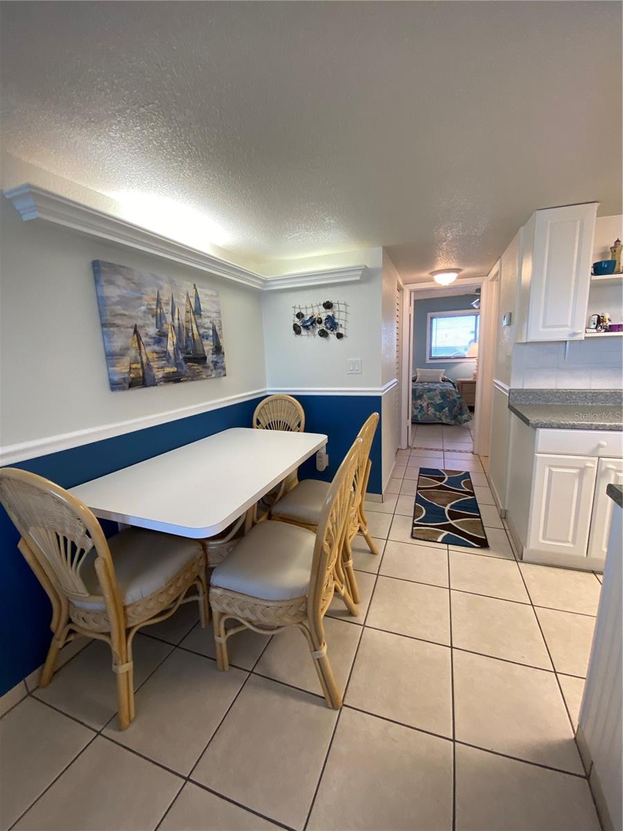 SUNSET CHATEAU CONDO - Residential Lease