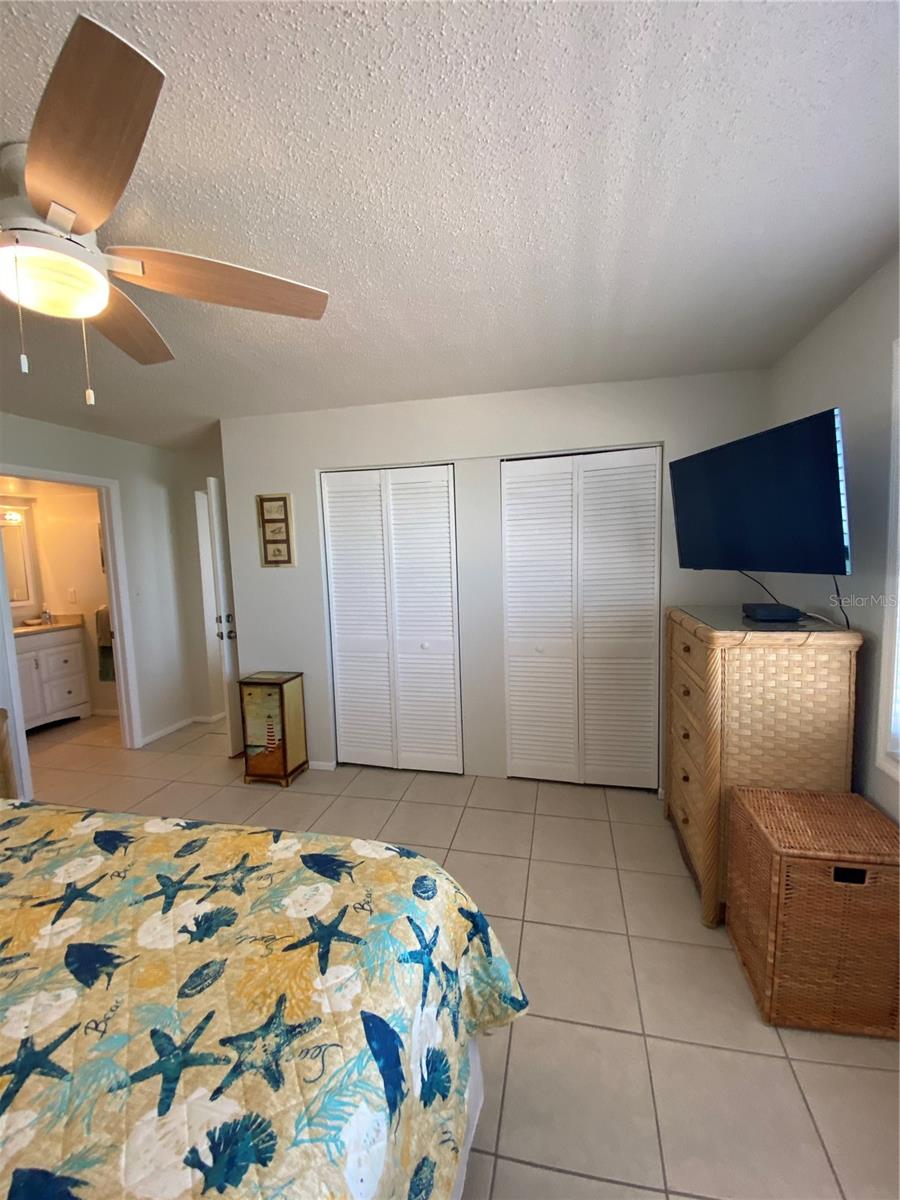 SUNSET CHATEAU CONDO - Residential Lease