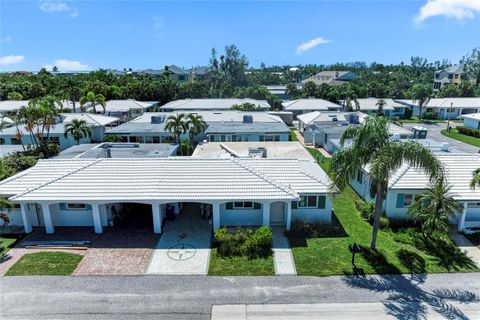 Photo of 676 El Centro, Longboat Key, FL 34228 (MLS # A4663171)