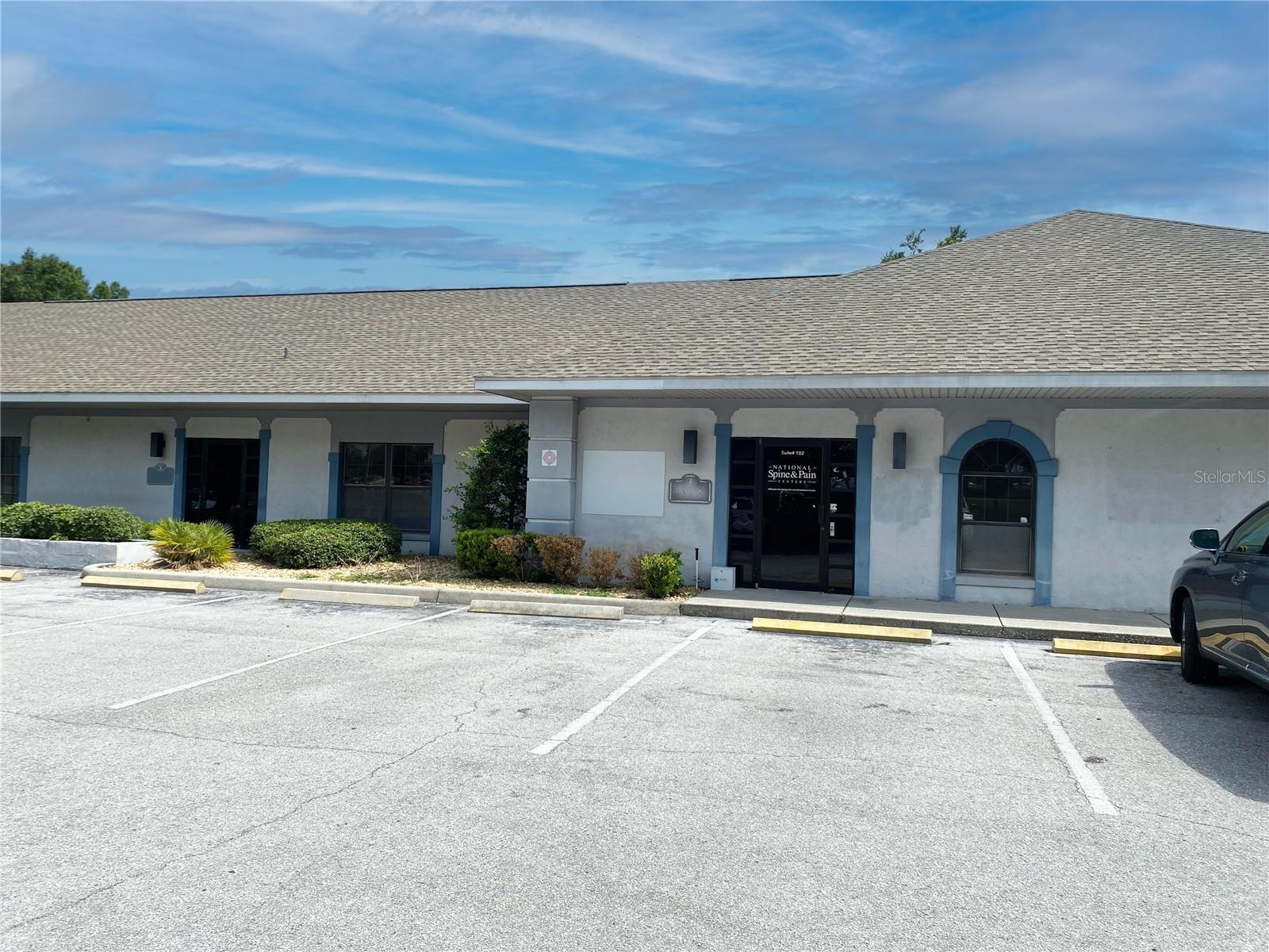 Photo 1 of 1 — 918 ROLLING ACRES ROAD 102/103, LADY LAKE, FL 32159