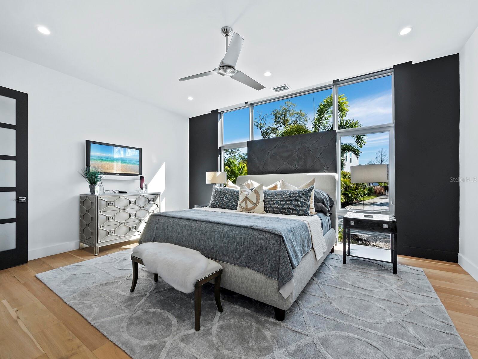 HOUSES OF INDIAN BEACH - Residential