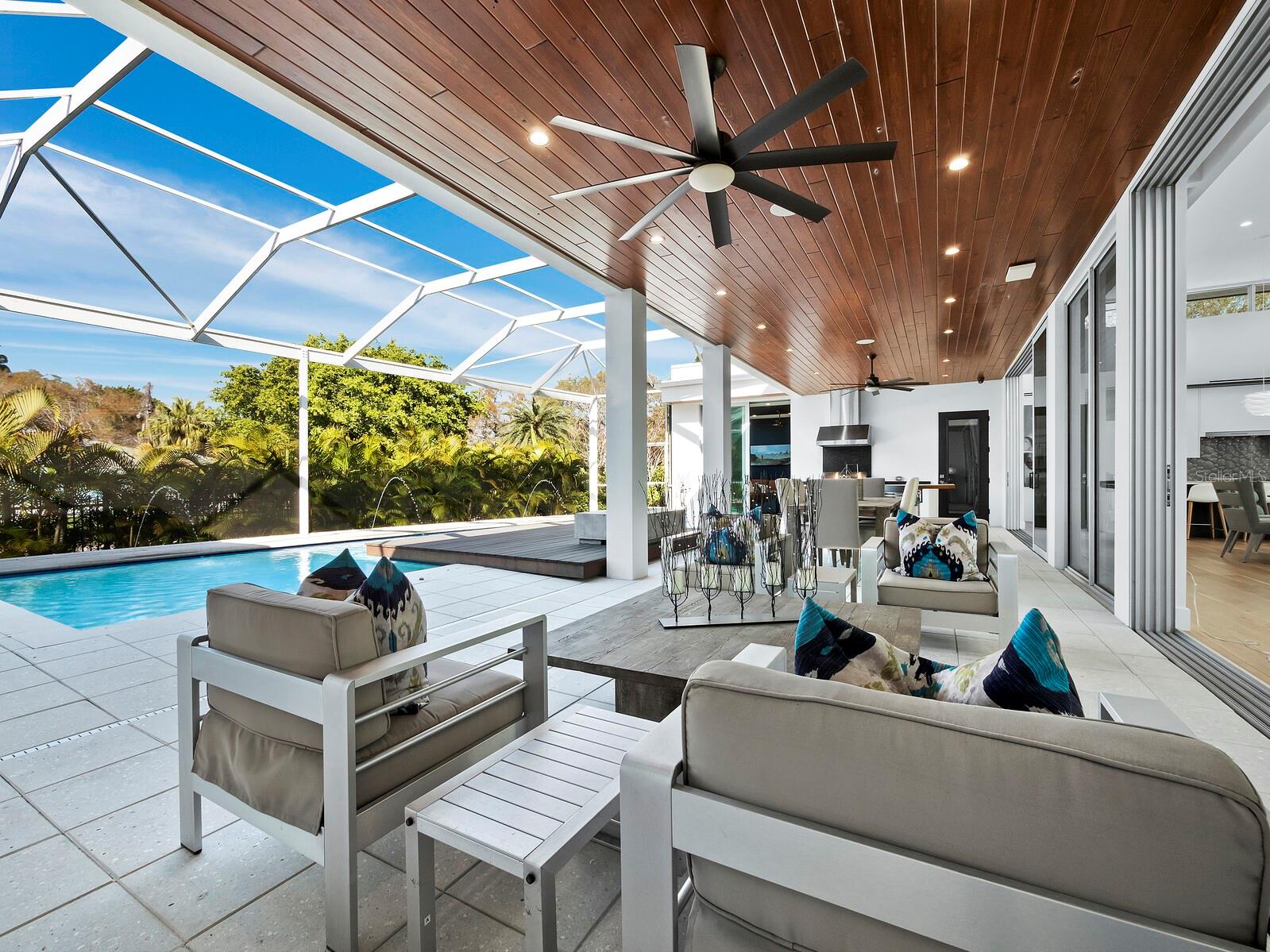 HOUSES OF INDIAN BEACH - Residential