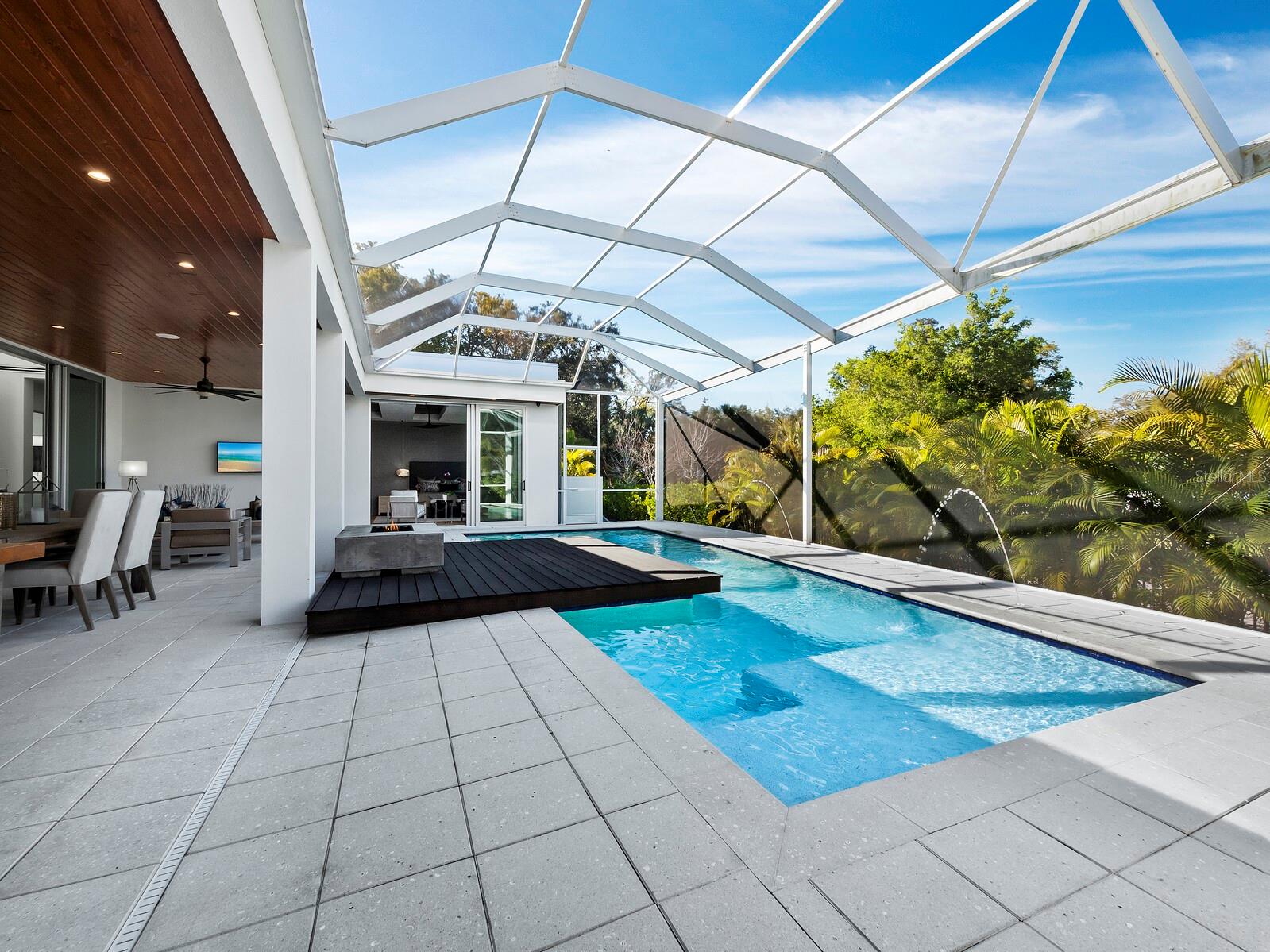 HOUSES OF INDIAN BEACH - Residential