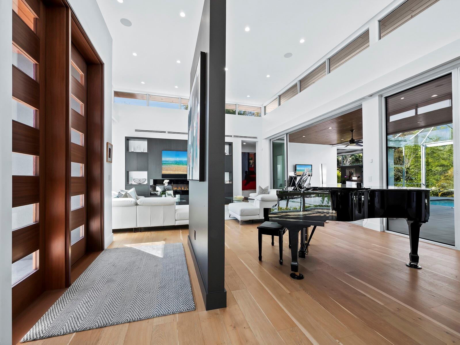 HOUSES OF INDIAN BEACH - Residential