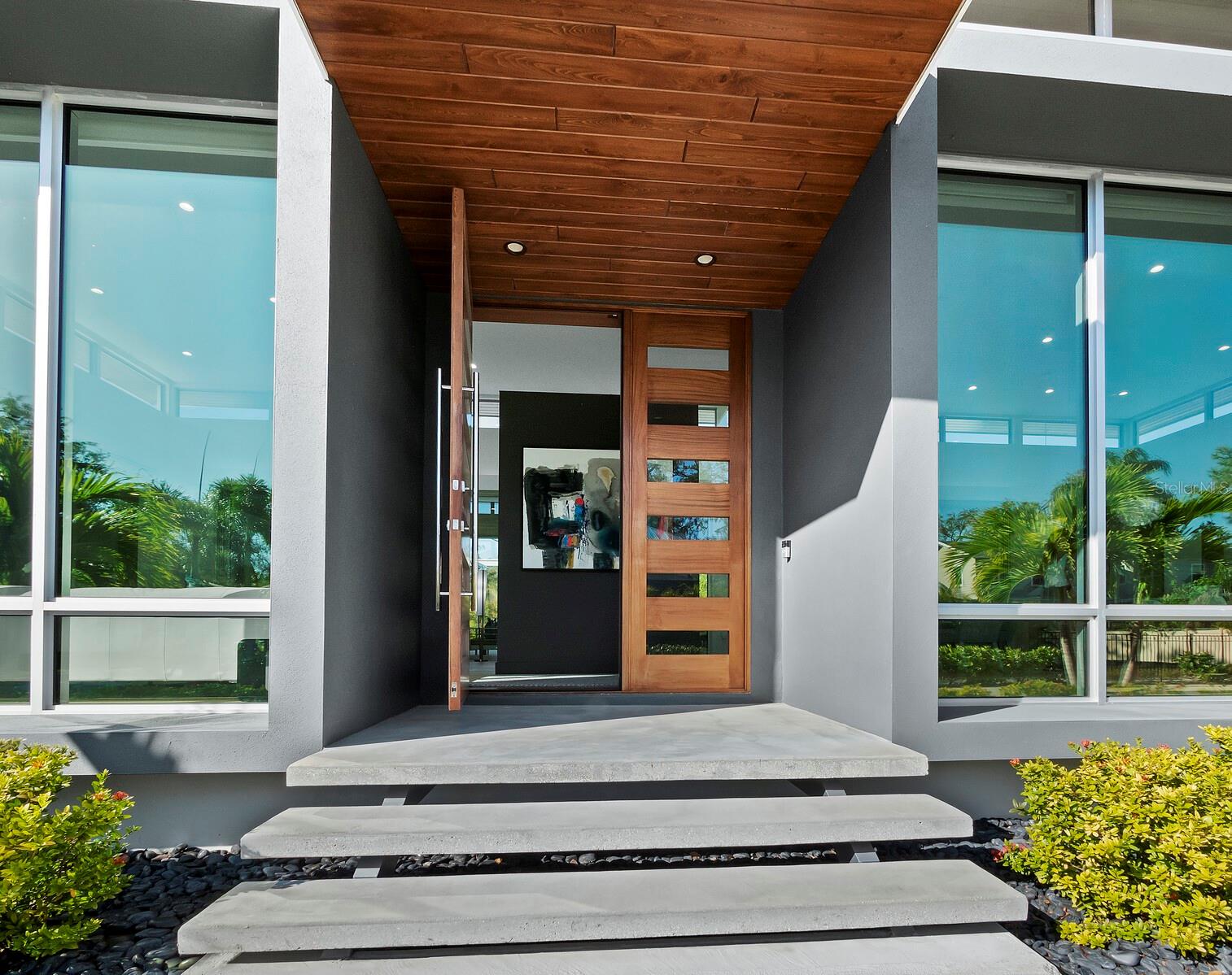 HOUSES OF INDIAN BEACH - Residential