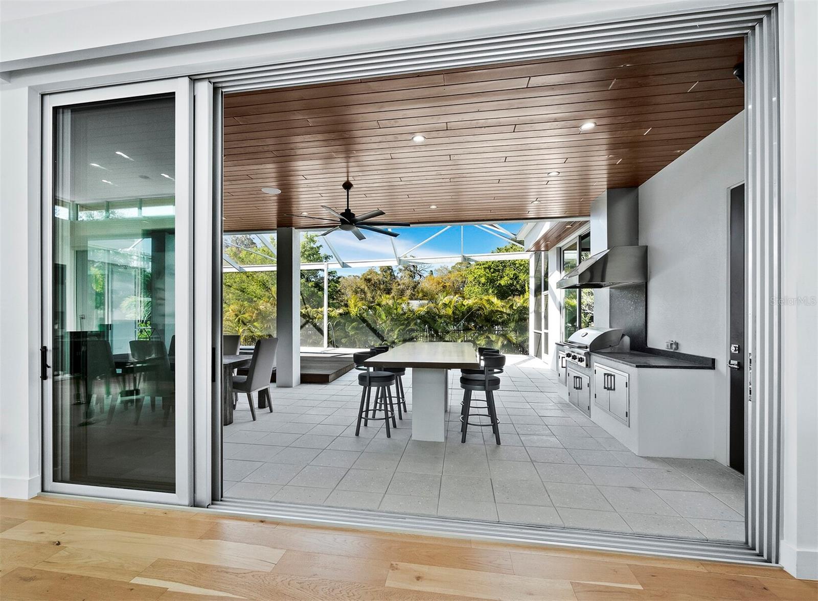 HOUSES OF INDIAN BEACH - Residential