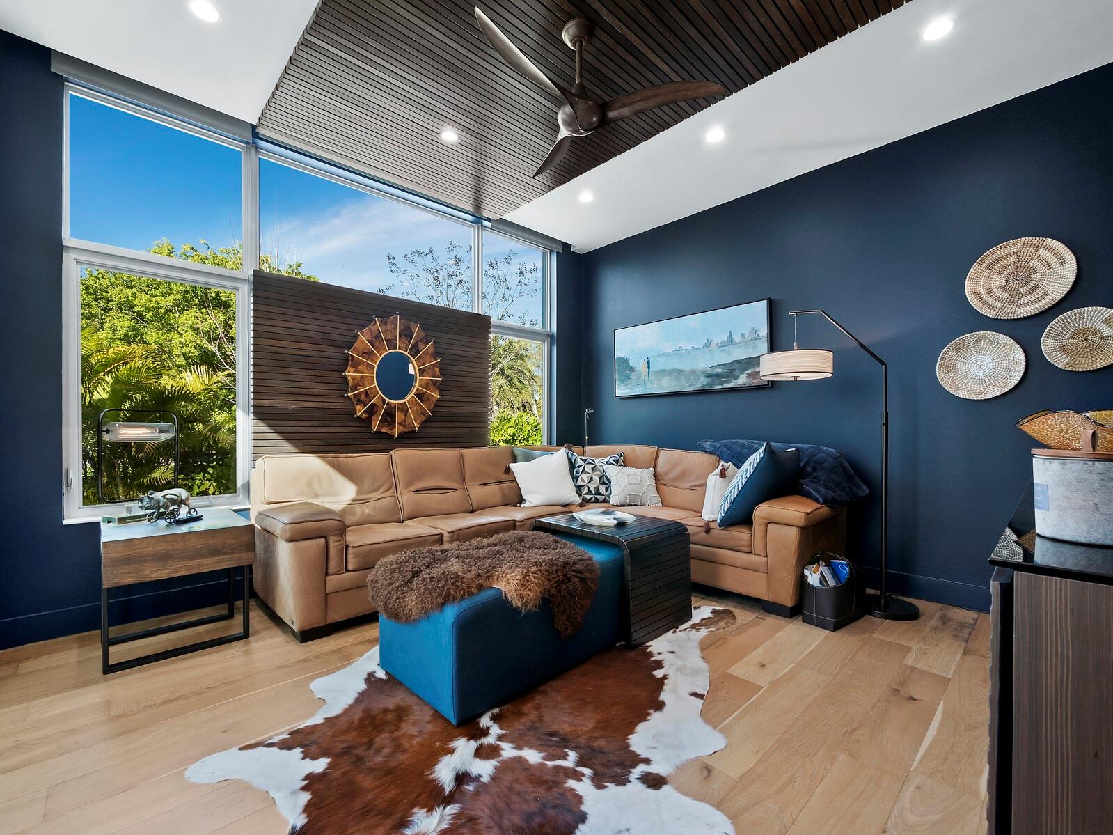 HOUSES OF INDIAN BEACH - Residential