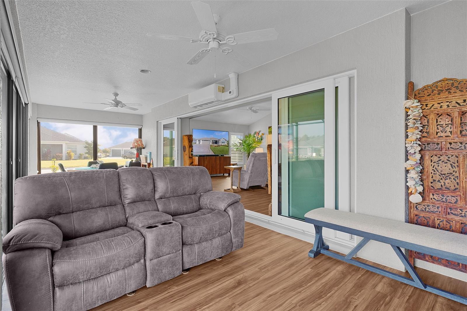 VILLAGES/SOUTHERN OAKS UN 133 - Residential