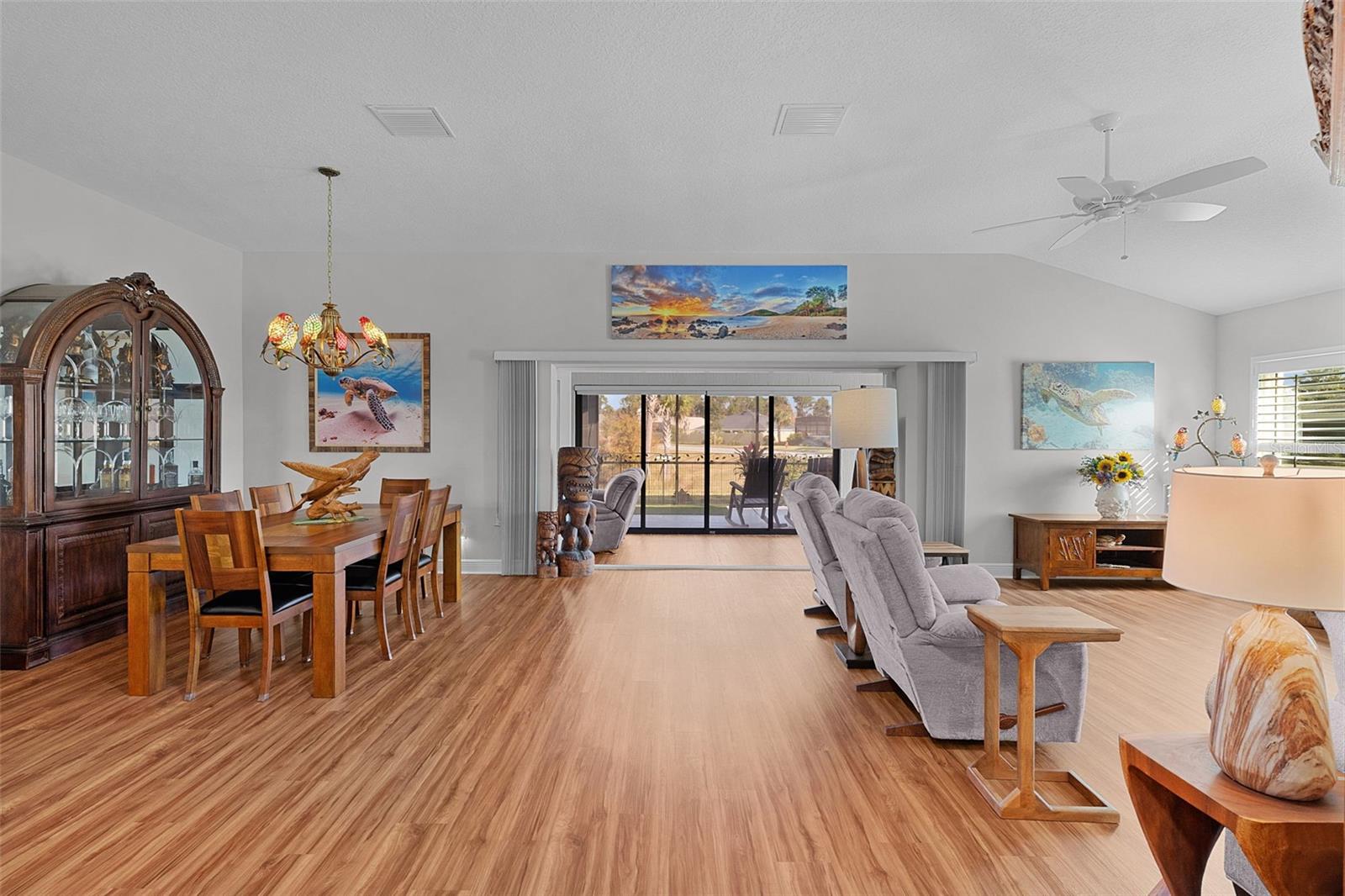 VILLAGES/SOUTHERN OAKS UN 133 - Residential