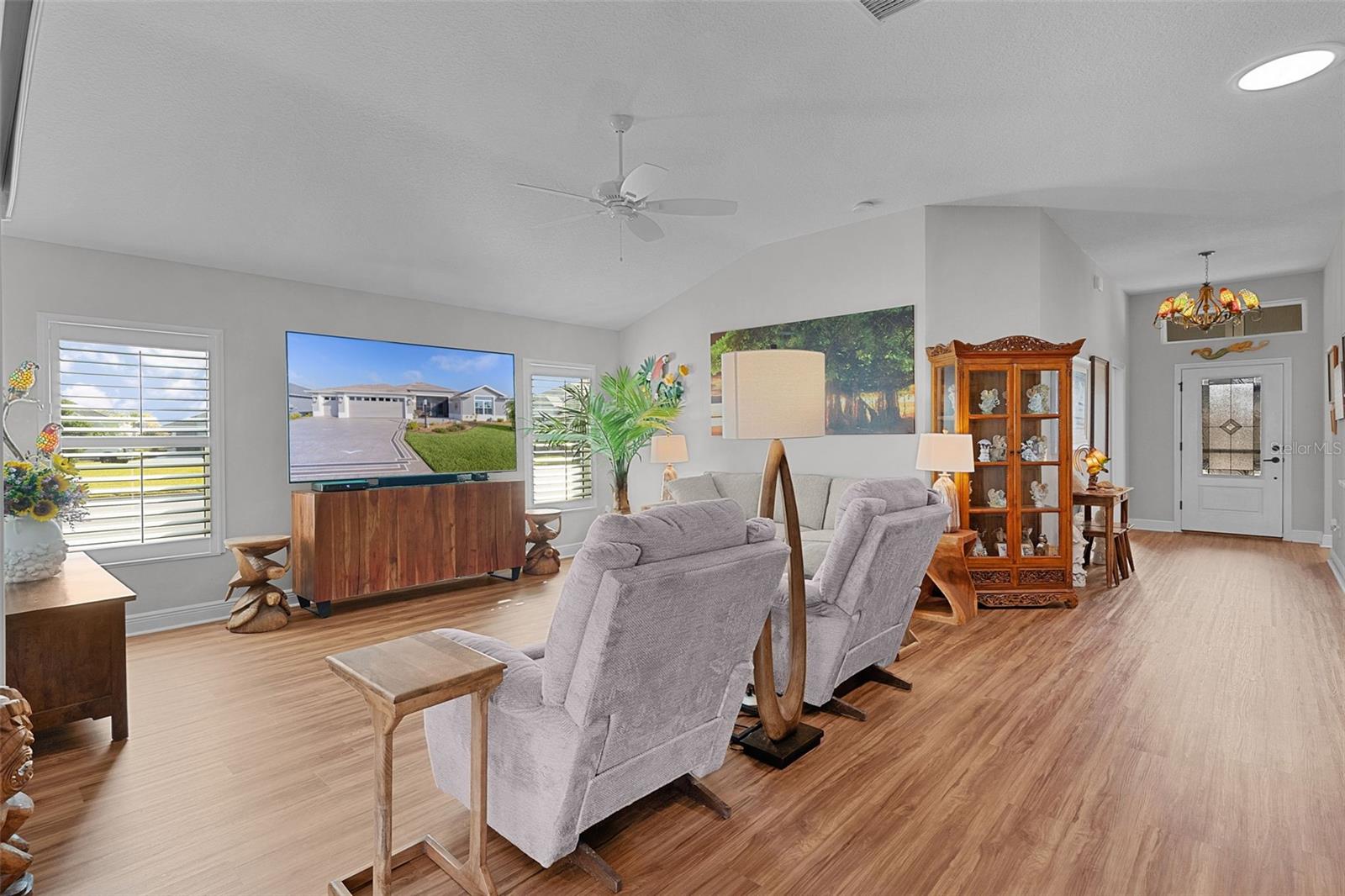 VILLAGES/SOUTHERN OAKS UN 133 - Residential