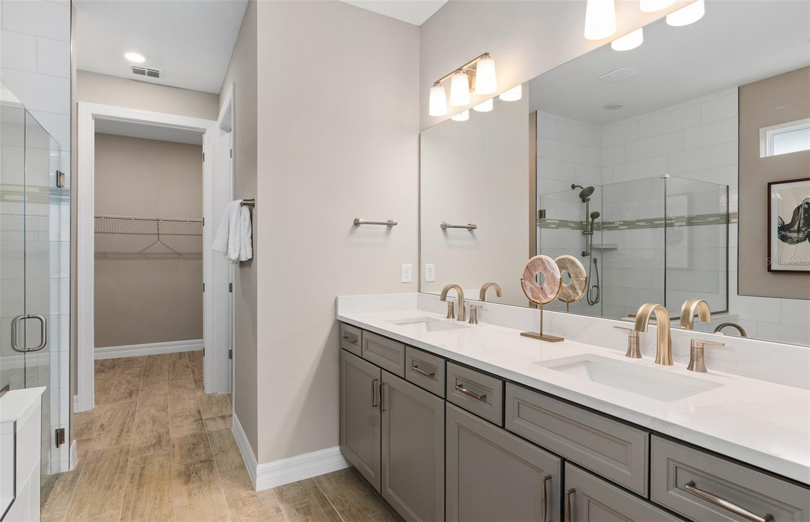 DEL WEBB OASIS - Residential