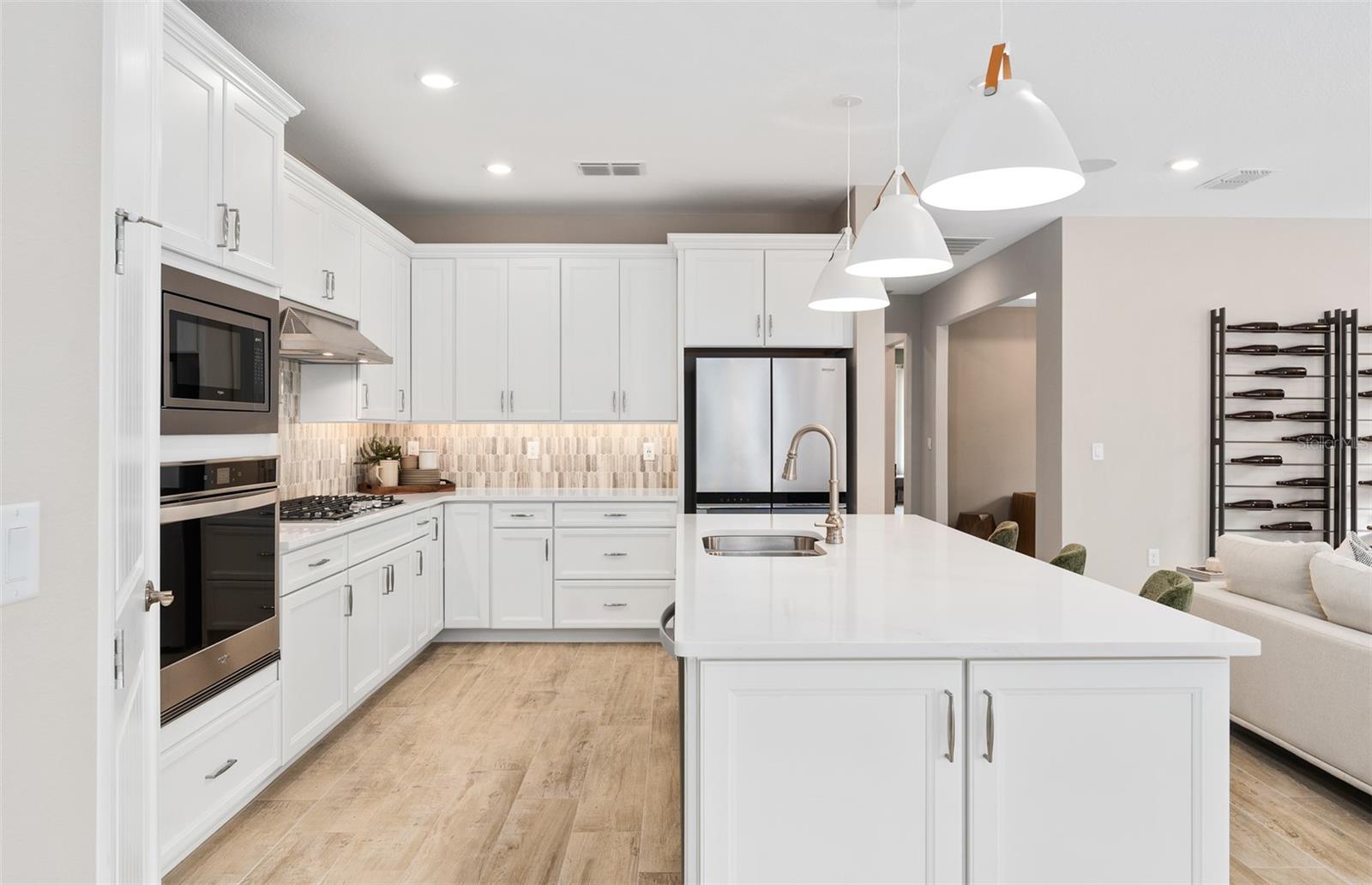 DEL WEBB OASIS - Residential