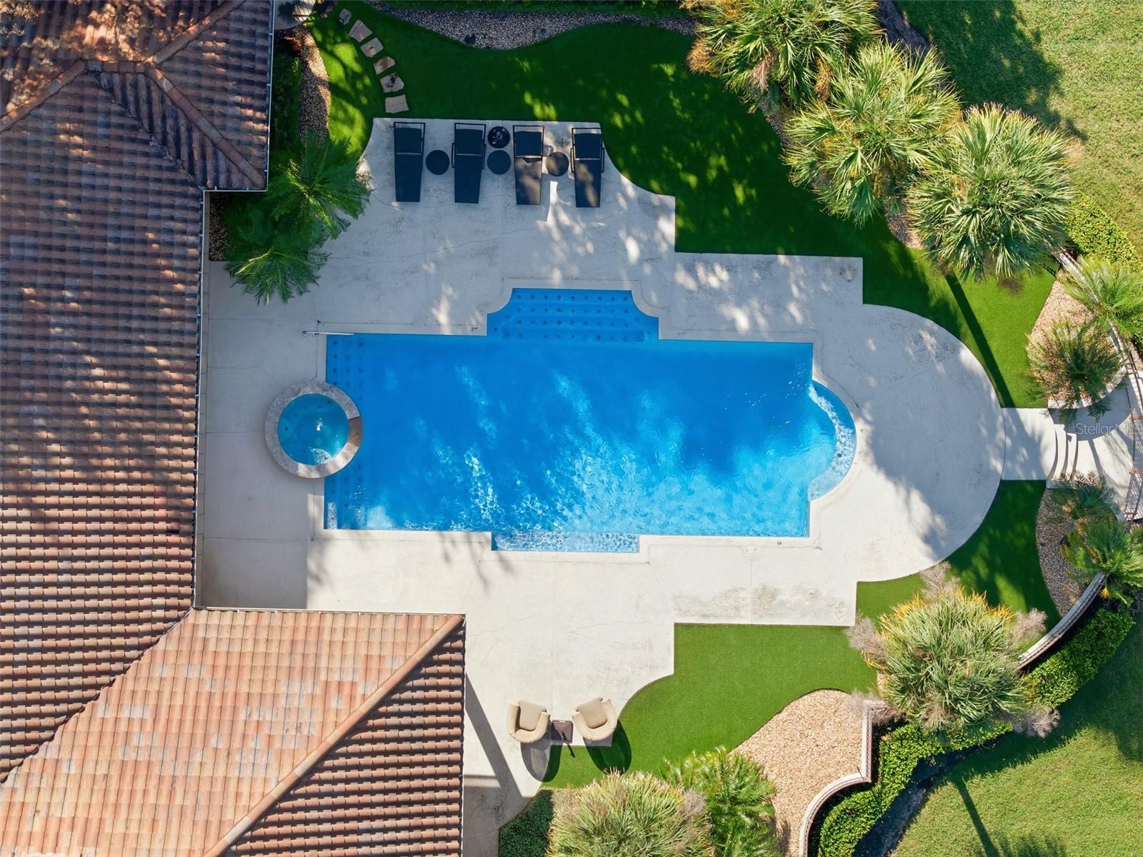 Casas a venda 4 - Jen Dantas 10084 TAVISTOCK ROAD