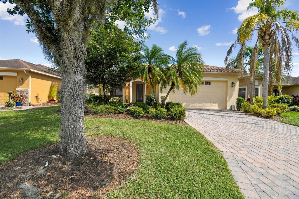 Photo of 502 Monterey Street, Kissimmee, FL 34759 (MLS # S5123661)