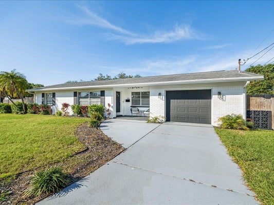 2000 57TH ST N, ST PETERSBURG, FL 33710 - Image 5bc90d98f9ebe02e5b7fca0a637bdf05/3956286237