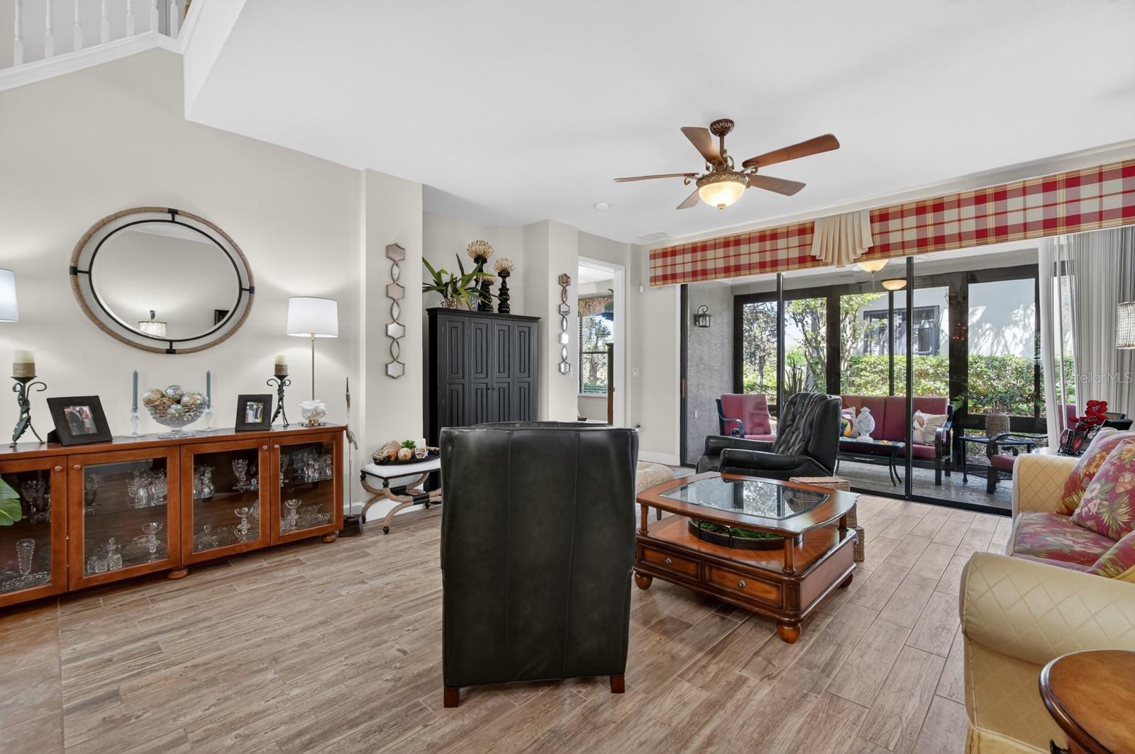 RIVER CLUB - Residential