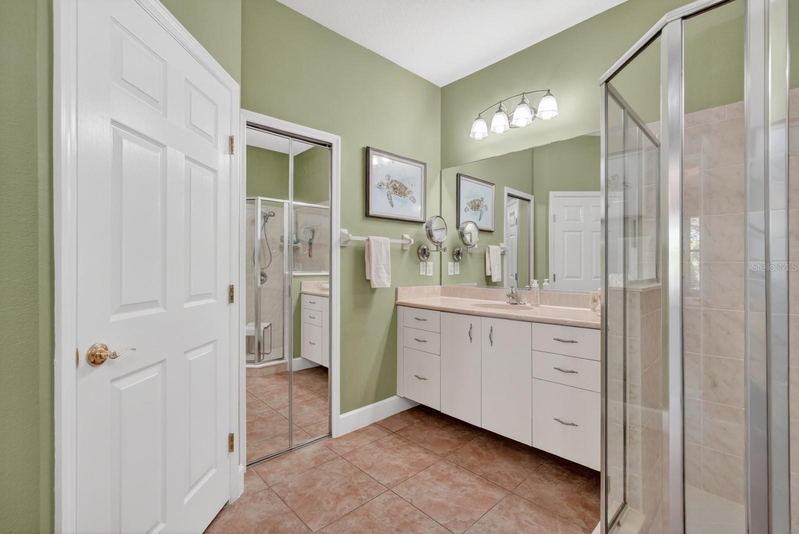 RIVER CLUB - Residential